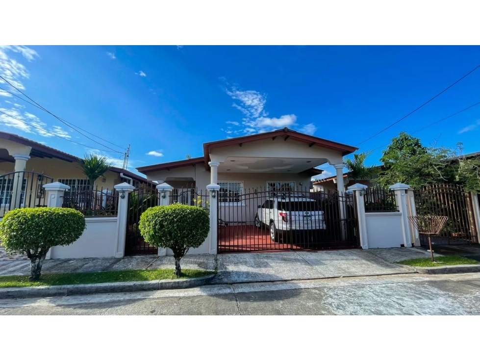 VENTA CASA BRISAS DEL GOLF