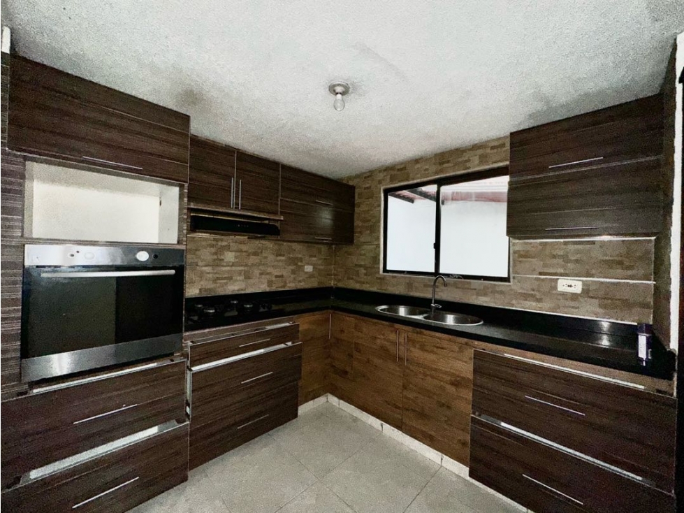 Venta casa cañaveral av 30 agosto Pereira — foto 6