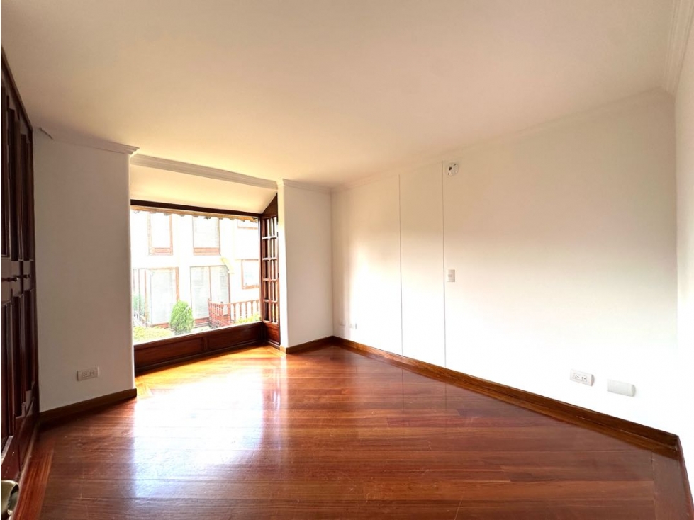 Venta casa calleja 200mts 4 habs Bogotá colombia — foto 6