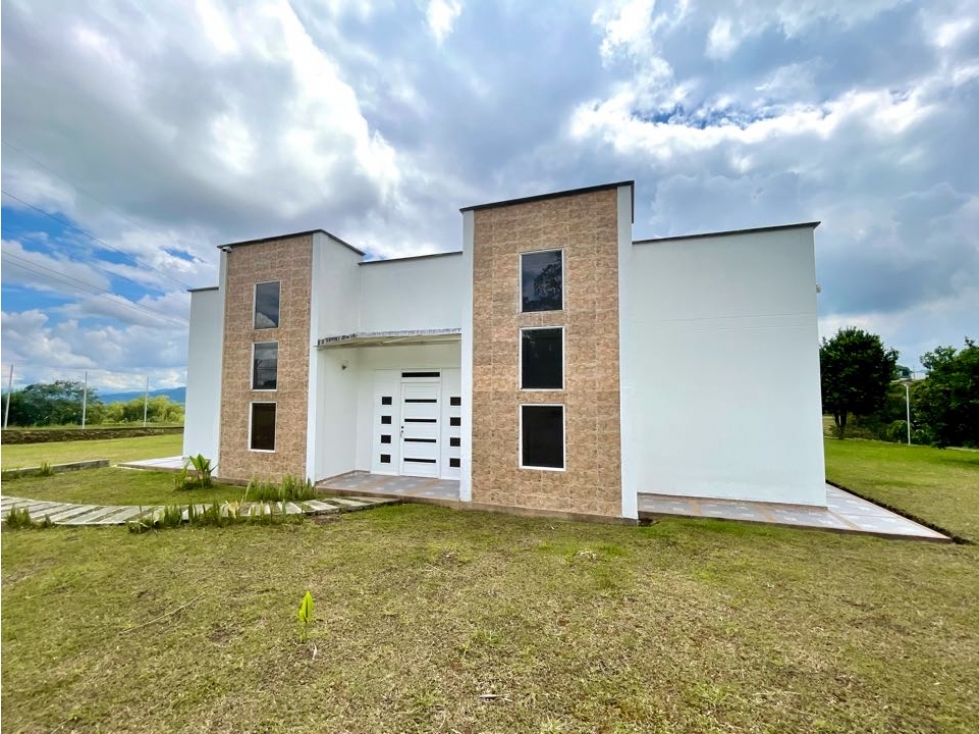 VENTA CASA CAMPESTRE LOTE 10.000M2 VÍA ARMENIA PEREIRA — foto 2