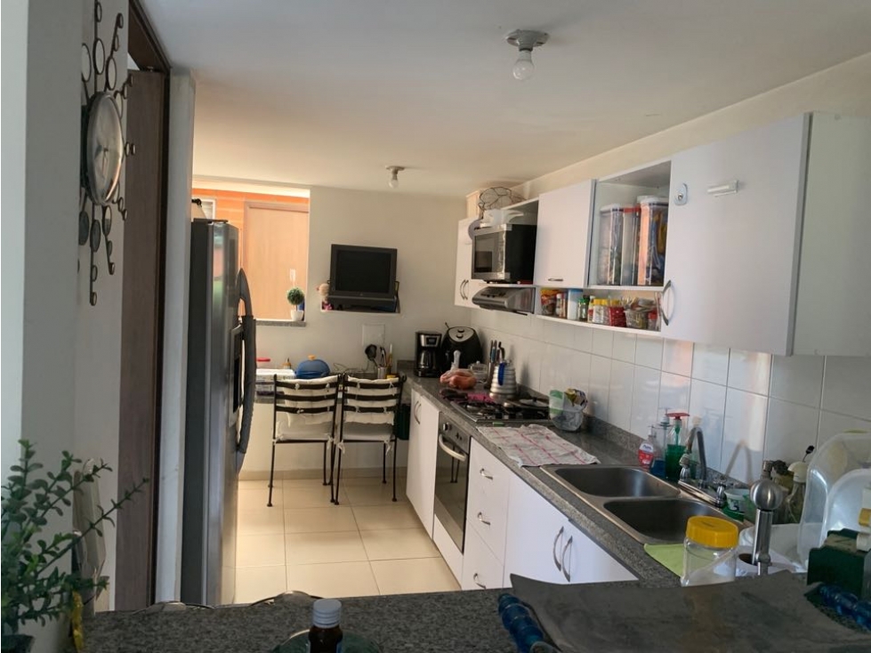 VENTA CASA CIUDAD JARDÍN 1.200 - 4