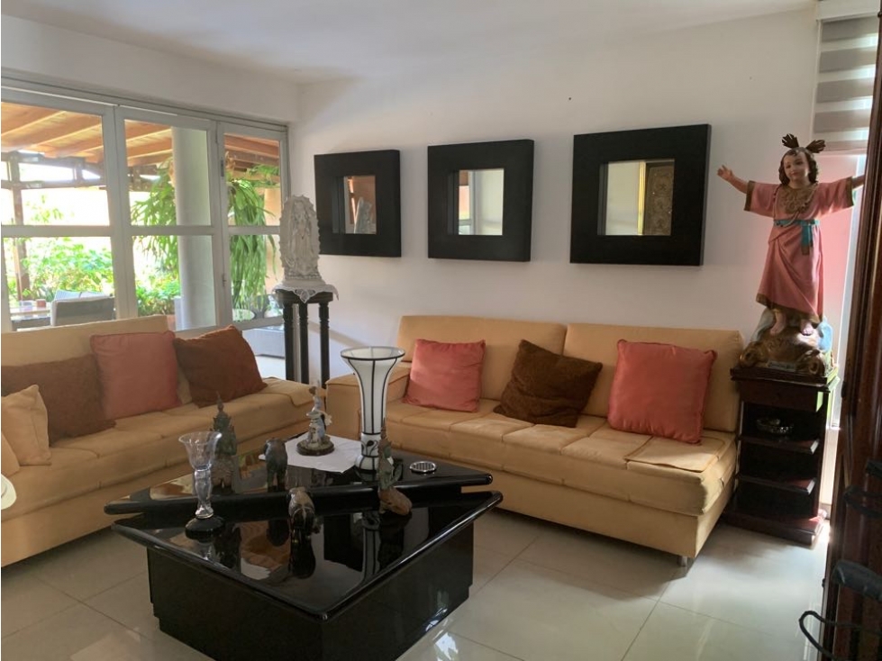 VENTA CASA CIUDAD JARDÍN 1.200 - 5