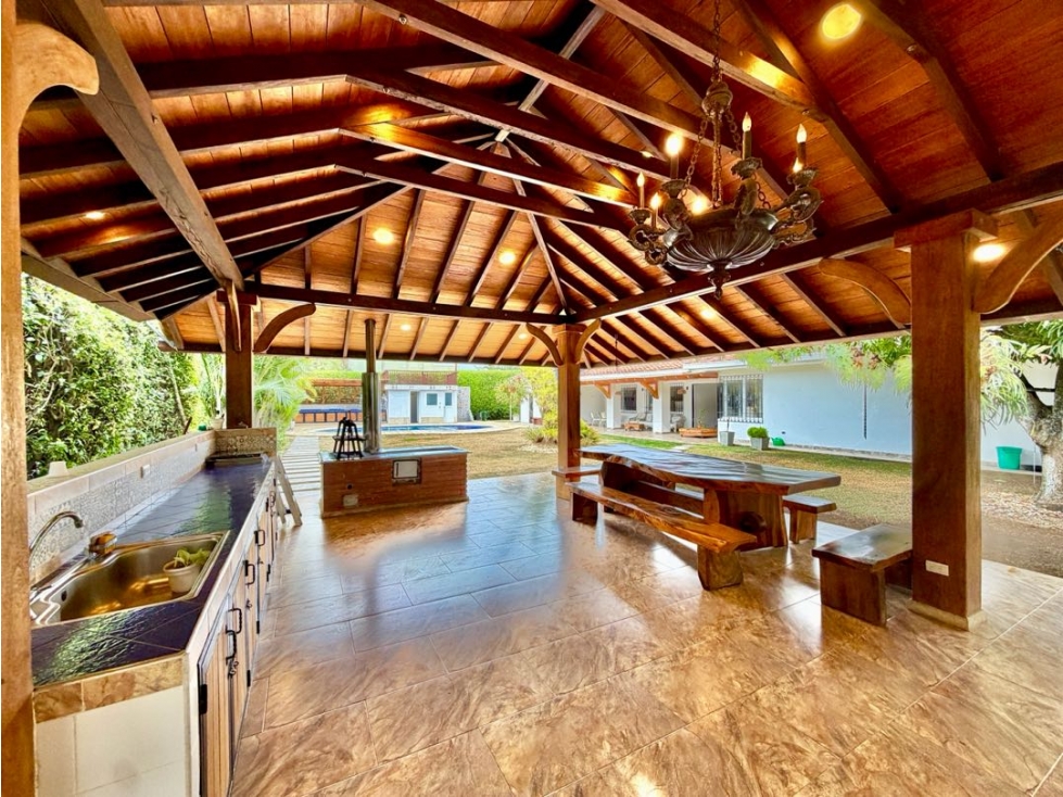 VENTA CASA CAMPESTRE CIUDAD JARDÍN- CALI