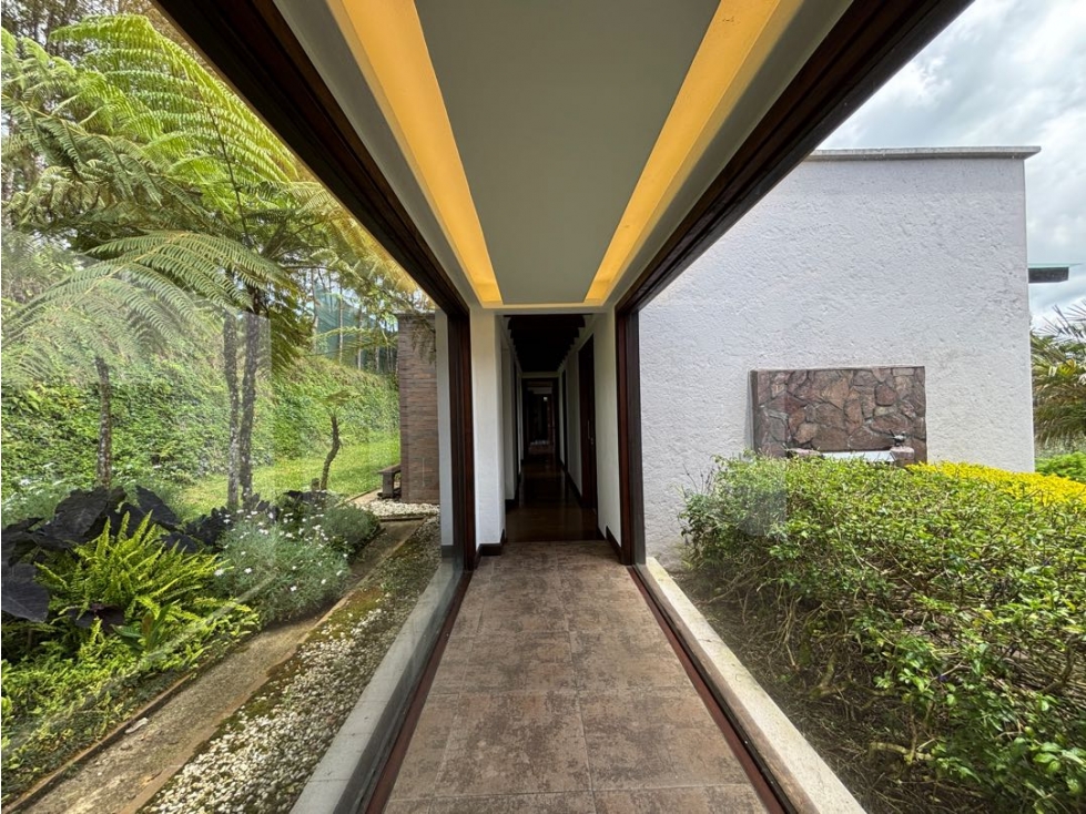 Venta casa campestre con pesebreras y vista en Tablacito, Rionegro — foto 5