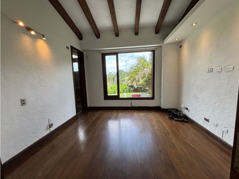 Venta casa campestre con pesebreras y vista en Tablacito, Rionegro — foto 6