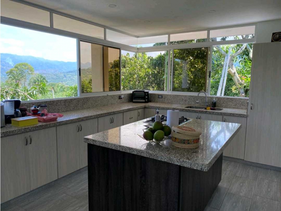 Venta Casa Campestre con piscina propia en La Mesa Cundi - 3