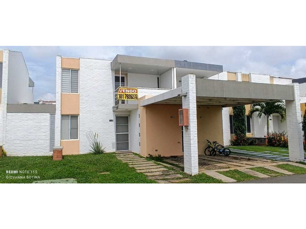 VENTA CASA CAMPESTRE DE DOS NIVELES EN EL CASTILLO -JAMUNDI