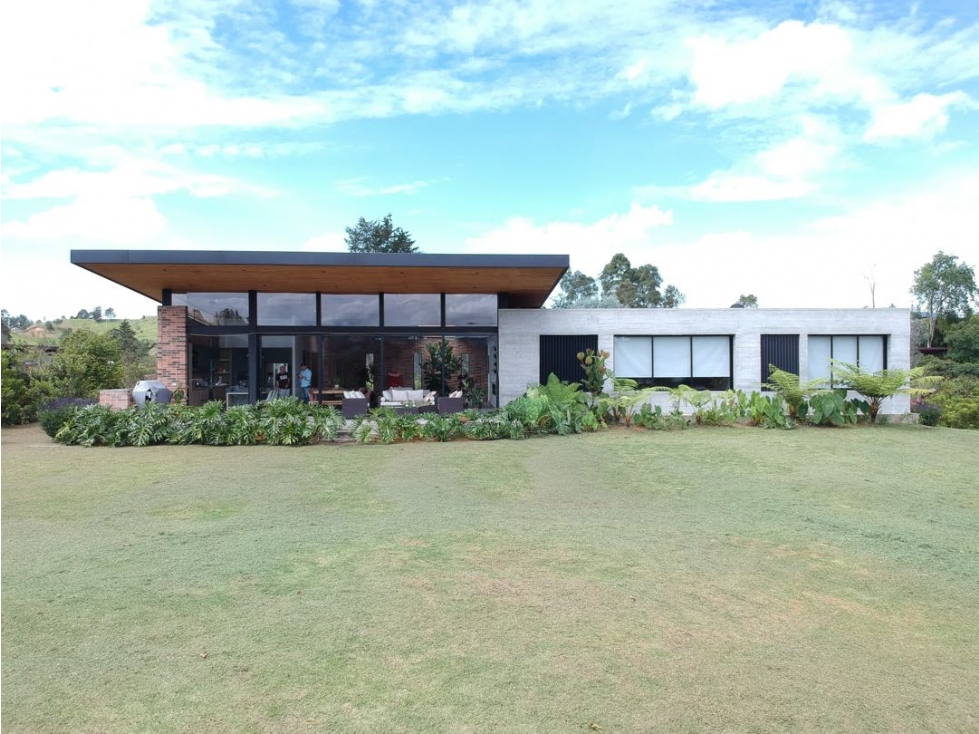 VENTA CASA CAMPESTRE EL RETIRO ANTIOQUIA SECTOR PANTANILLO