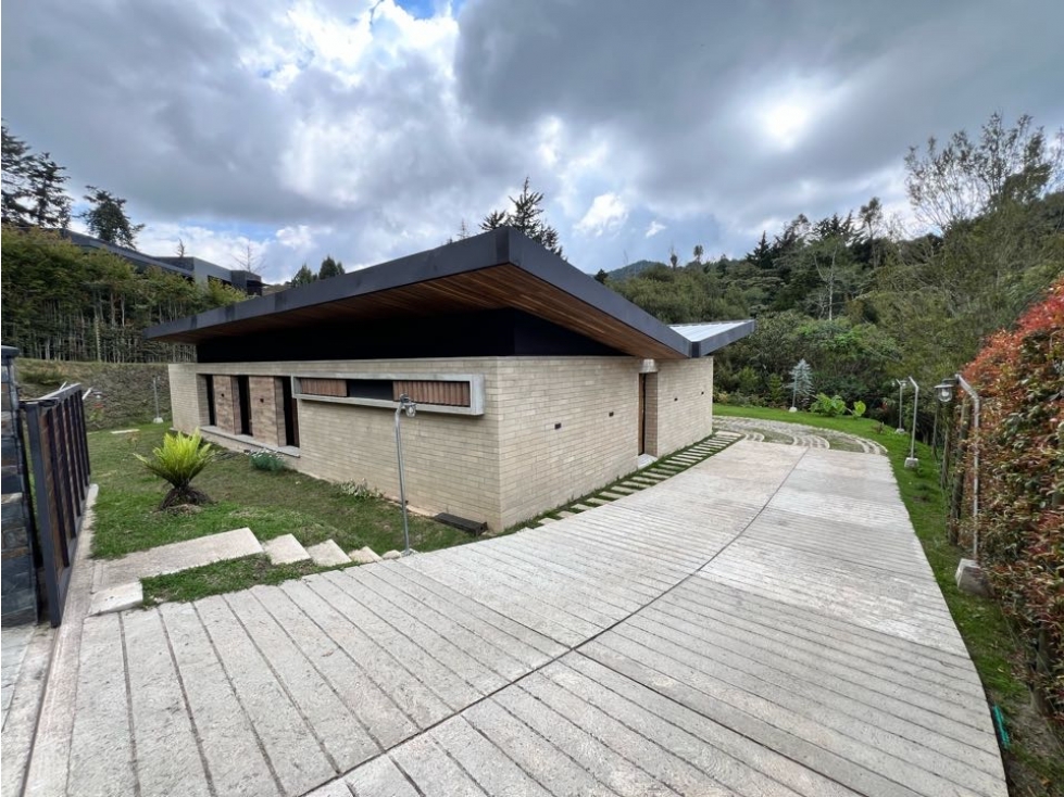 Venta casa campestre En Alto de las Palmas sector lemont