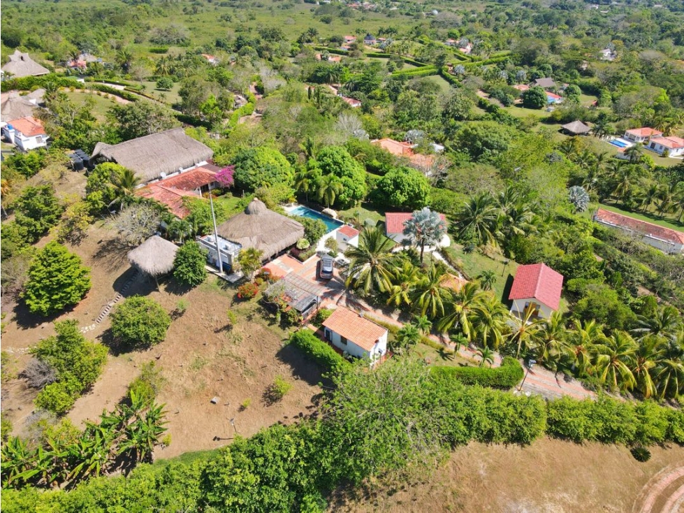 Venta casa campestre en Condominio La Hacienda en Turbaco - 2