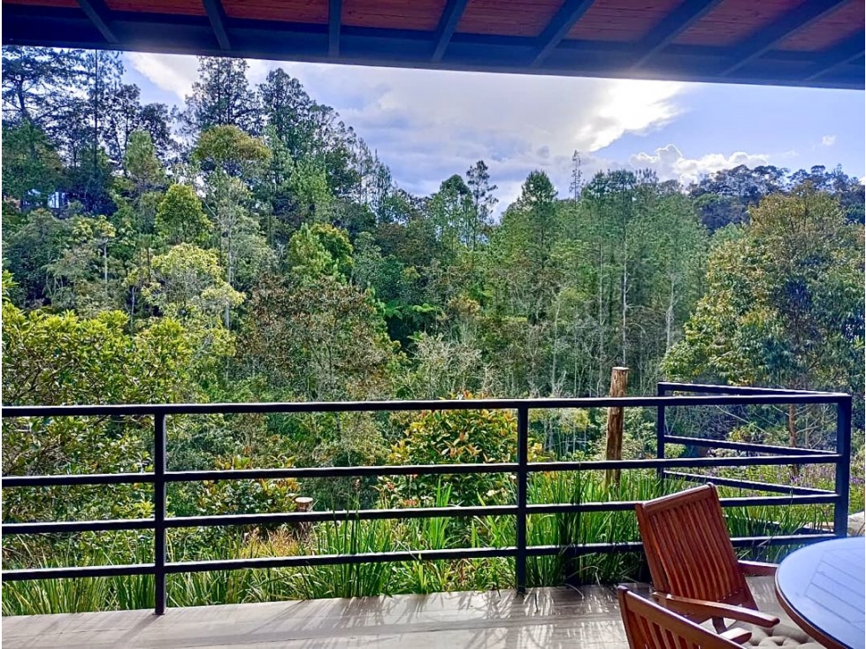 Venta - Casa campestre en el retiro-Lote 1660 m²-Construidos 334 m² — foto 3