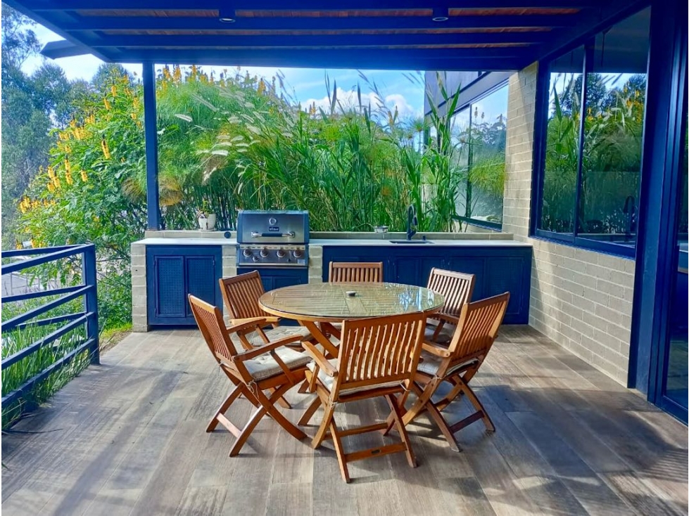 Venta - Casa campestre en el retiro-Lote 1660 m²-Construidos 334 m² — foto 4