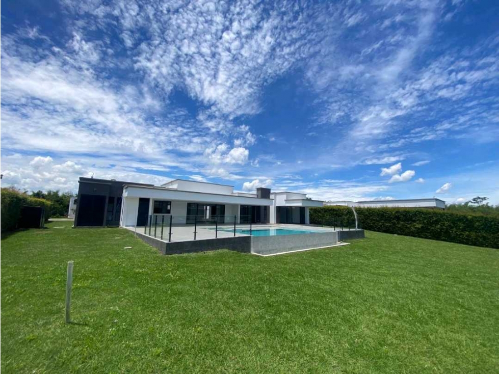 Venta casa campestre en exclusivo sector de cerritos Pereira — foto 2