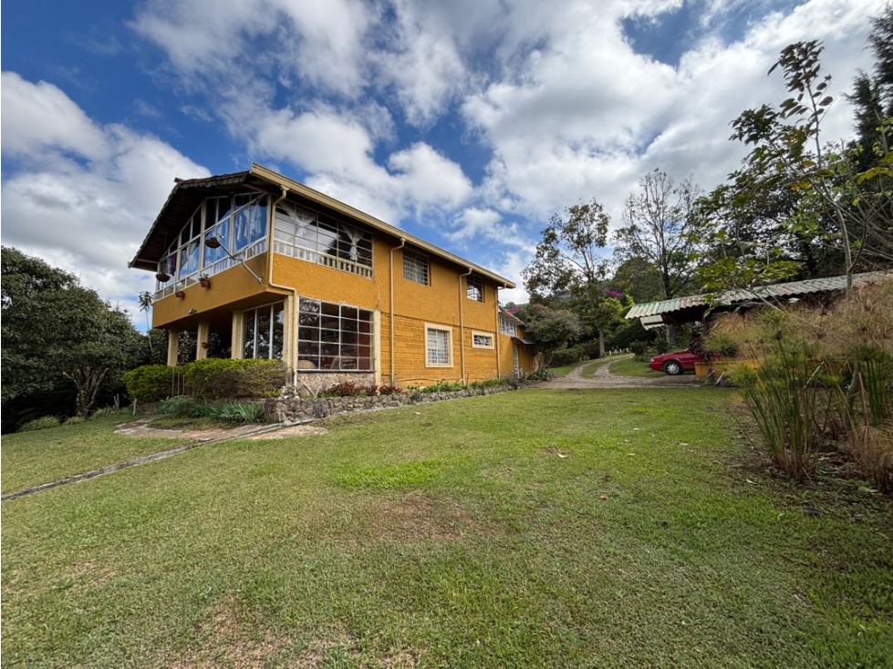 Venta casa campestre en Guarne, vereda Montañez, lote de 5.500 m² - 3
