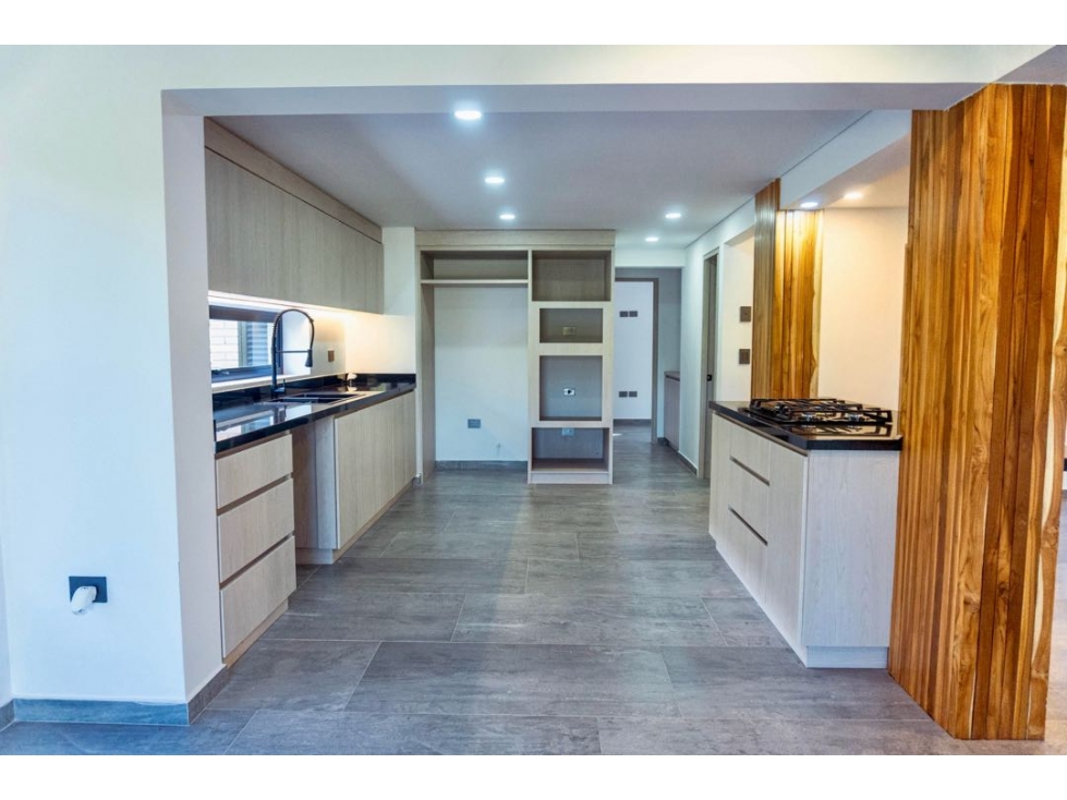 Venta - Casa campestre en Llano grande de 430 m² y 1.145 m² de terreno — foto 4