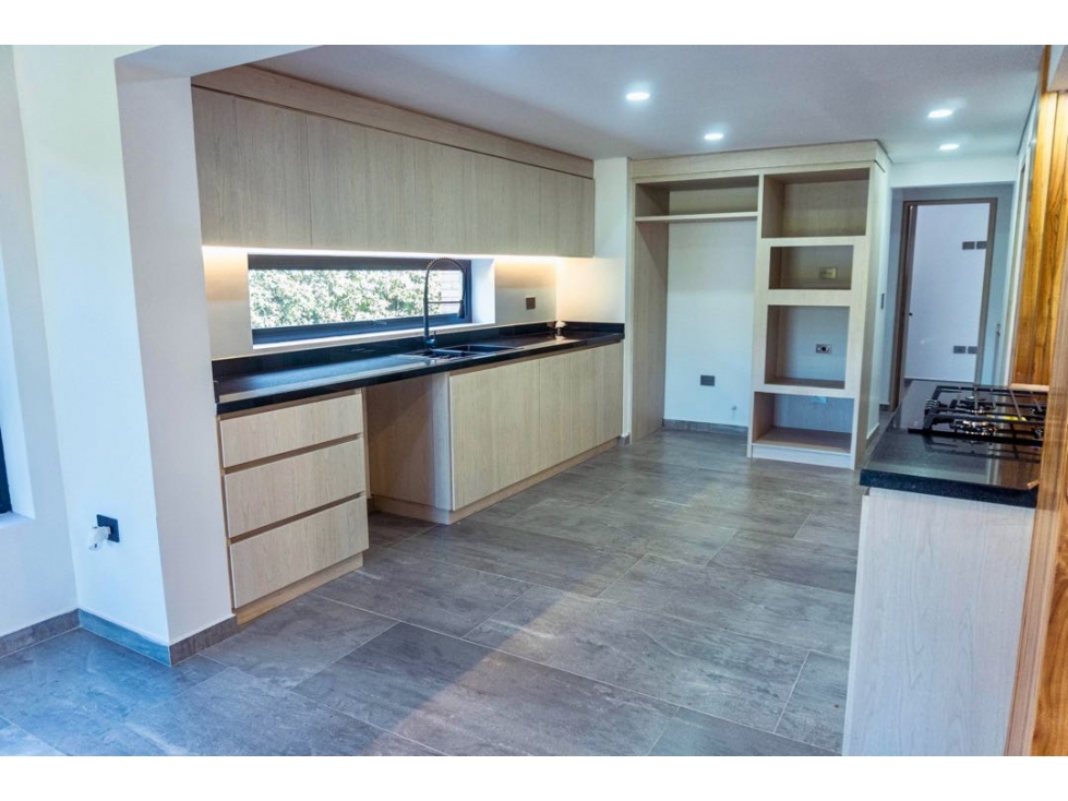 Venta - Casa campestre en Llano grande de 430 m² y 1.145 m² de terreno — foto 5