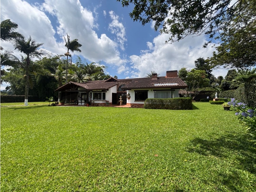 Casa Campestre para Caballos en Llanogrande | Venta y Arriendo