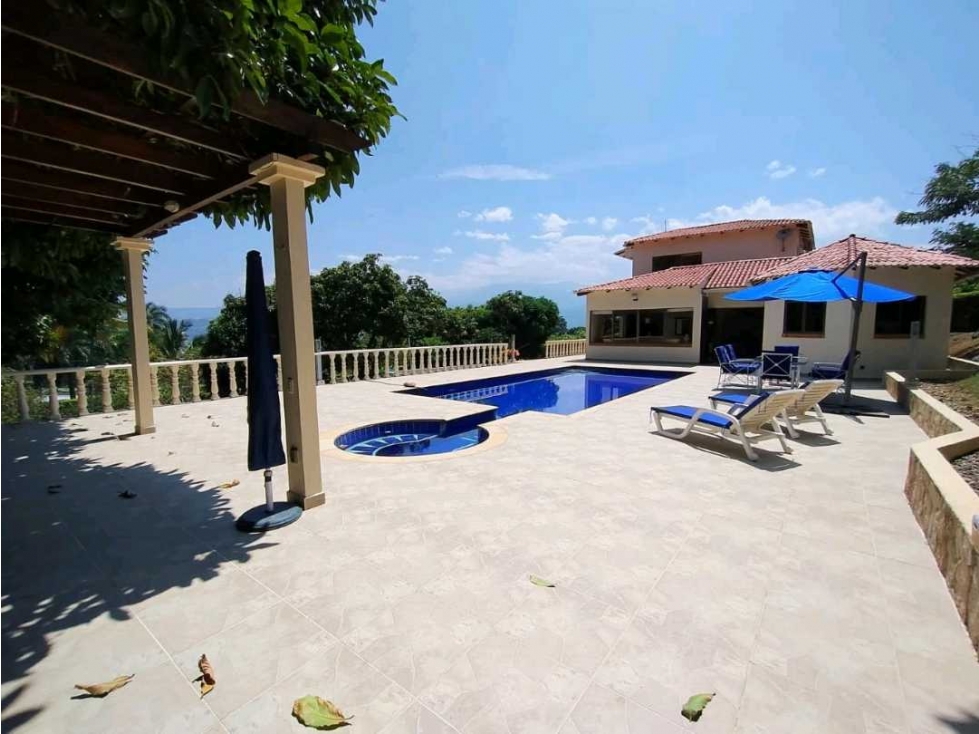 Venta Casa Campestre en Mejor Condominio de La Mesa - 3