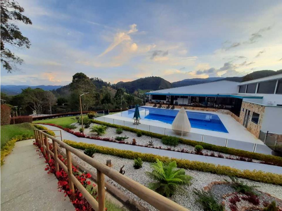 Venta Casa Campestre en Parcelación cerrada, La Fe, El Retiro, Antioqu — foto 2