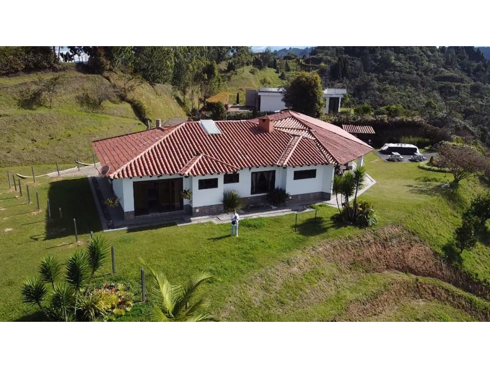 Venta casa campestre en Rionegro en parcelación con vista