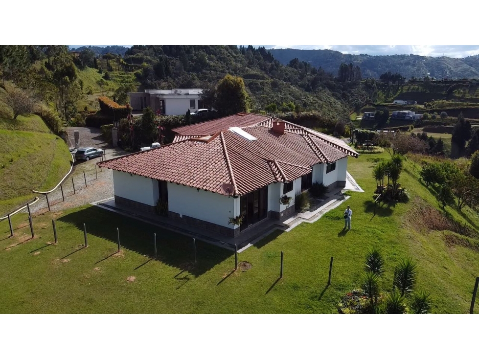 Venta casa campestre en Rionegro en parcelación con vista — foto 3