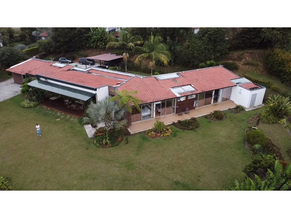 Venta casa campestre en Rionegro con casa de huéspedes — foto 4