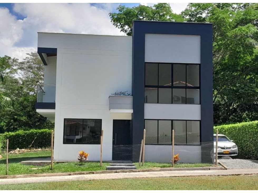 Venta CASA CAMPESTRE en Sopetran - 2 niveles y zona verde — foto 4