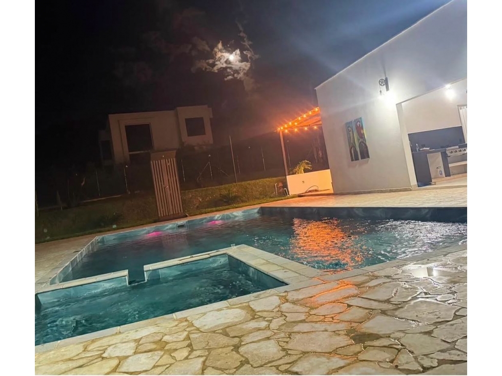 Venta CASA CAMPESTRE en SOPETRAN a solo 10 min del parque caminando - 2