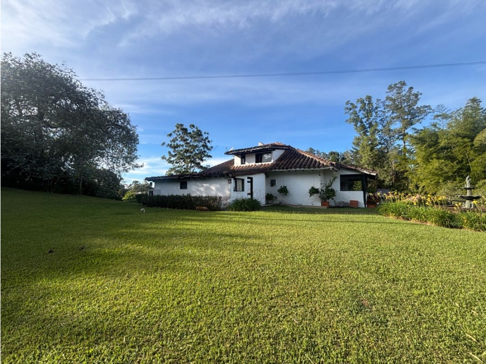 Venta casa campestre en unidad cerrada vía San Antonio La Ceja — foto 3