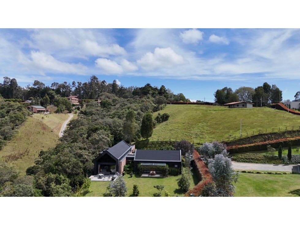 CASA CAMPESTRE ENVIGADO, ALTO LAS PALMAS, MEDELLIN — foto 2