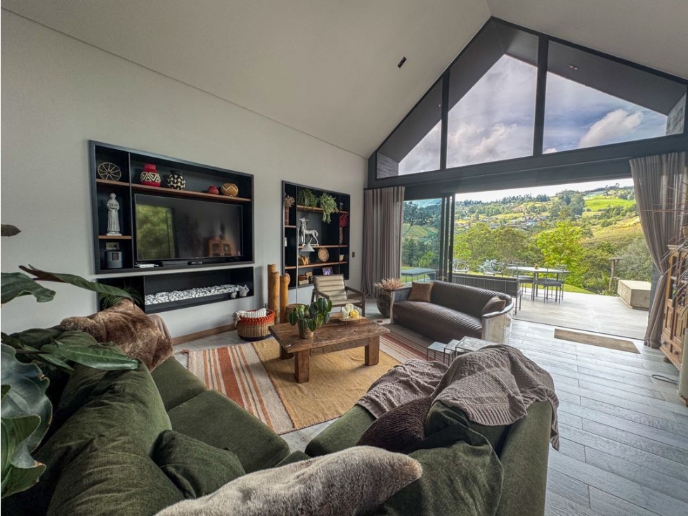 CASA CAMPESTRE ENVIGADO, ALTO LAS PALMAS, MEDELLIN — foto 3
