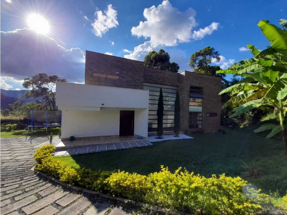 Venta Casa Campestre Escobero parte baja