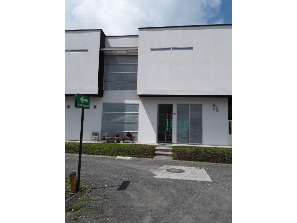 VENTA CASA CAMPESTRE LAS MARGARITAS
