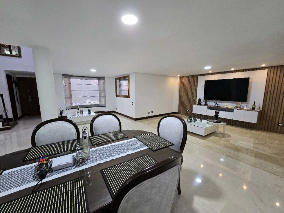Venta casa campestre Loma del Chocho Unidad exclusiva Envigado — foto 4