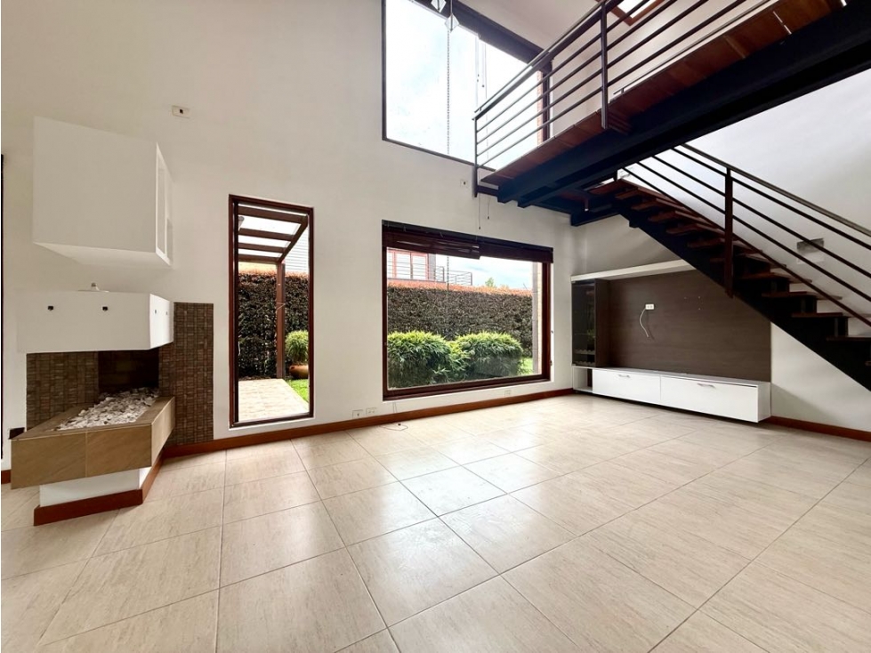 ARRIENDO Casa Campestre Lote Independiente en conjunto Cajica — foto 2