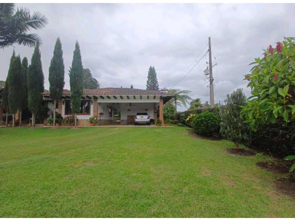 VENTA EXTRAORDINARIA FINCA DE UN SOLO NIVEL EN LLANO GRANDE — foto 6