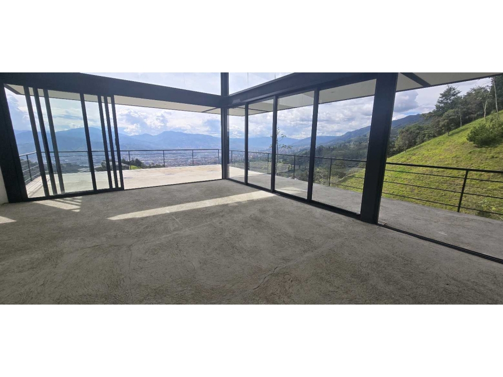 VENTA CASA CAMPESTRE NUEVA EN ENVIGADO CON VISTA A MEDELLIN — foto 5