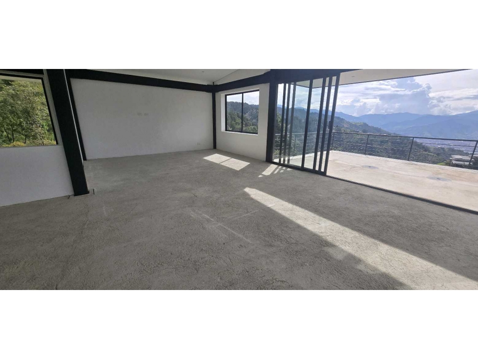 VENTA CASA CAMPESTRE NUEVA EN ENVIGADO CON VISTA A MEDELLIN — foto 6