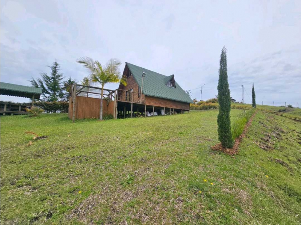 Casa en Venta en Rionegro La Playa, cabaña en madera
