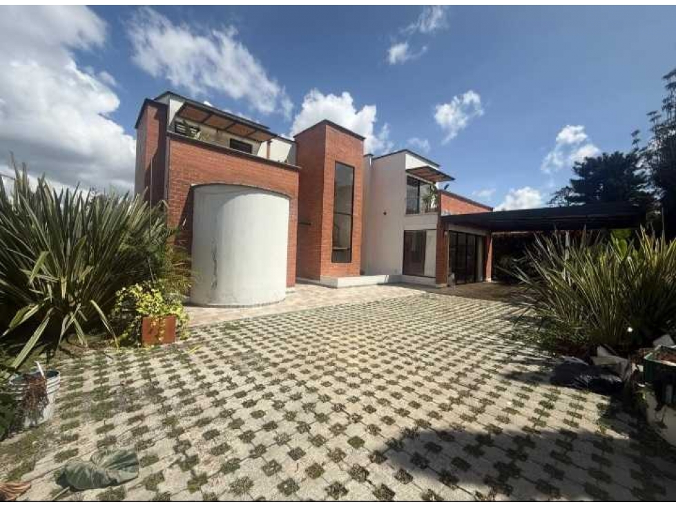 VENTA CASA CAMPESTRE SAN ANTONIO DE PEREIRA UNIDAD CERRADA