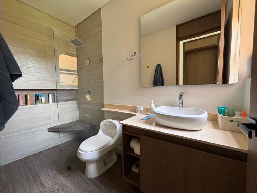 Venta casa campestre Unidad cerrada en El Carmen con 5 habitaciones — foto 6