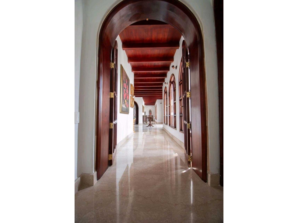 VENTA LUJOSA CASA UBICADA EN CAUJARAL — foto 4