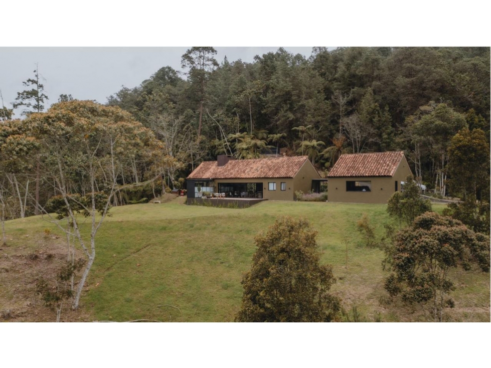 Venta casa cerca a Eafit Sector La Lorena