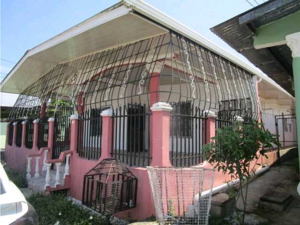 VENTA CASA CHALET LA CHORRERA NEGOCIABLE - 1