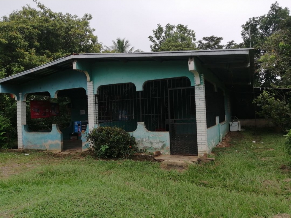 VENTA CASA CHIRIQUI CON 2,892M2 DE TERRENO CV - 1