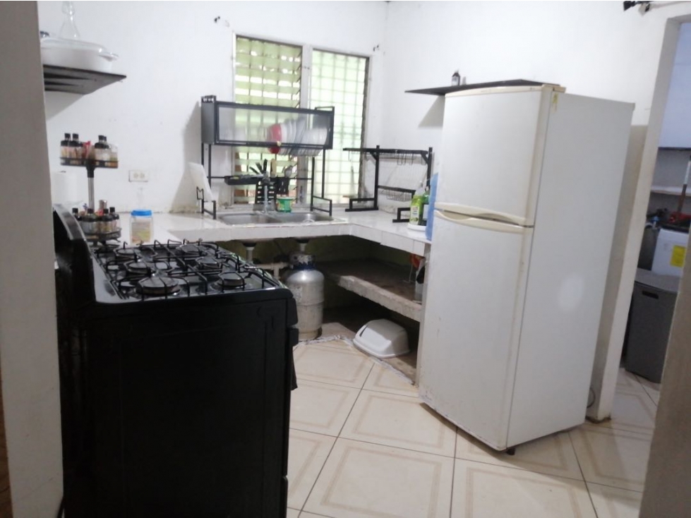 VENTA CASA CHIRIQUI CON 800M2 DE TERRENO 2 HABITACIONES CV - 6