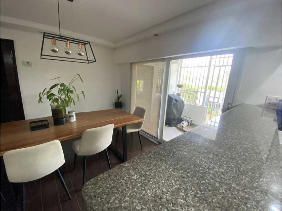 VENTA CASA EN CLAYTON AMPLIA 569M2 CALLE PAPAYA — foto 4