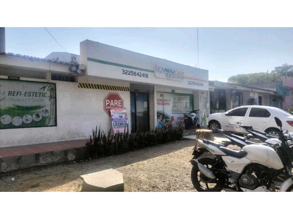 Venta casa comercial ciudad jardin Barranquilla.