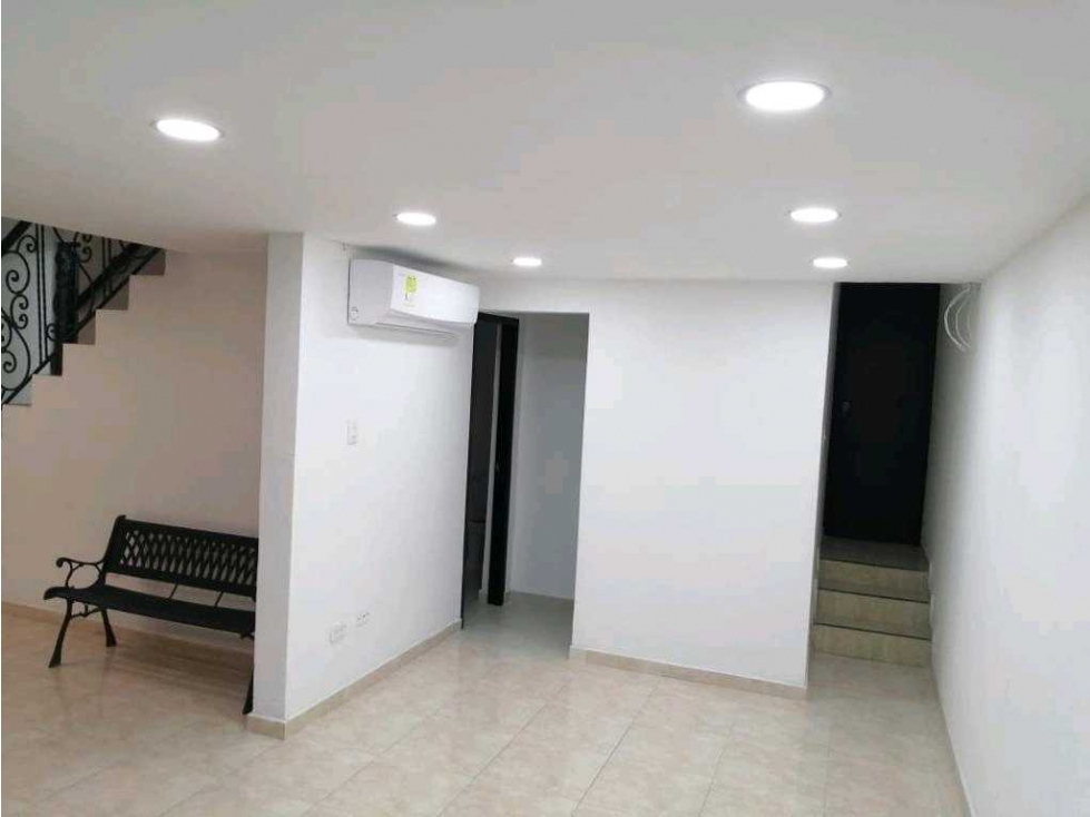 VENTA CASA DE 3 ALCOBAS Y 5 BAÑOS - EXCLUSIVO BARRIO MANGA - CARTAGENA — foto 2