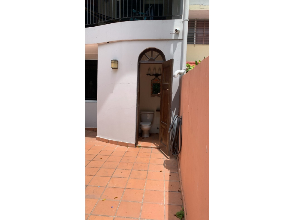 VENTA CASA CON BALCÓN EN TODA LA VIA PRINCIPAL DE SAN FRANCISCO — foto 5